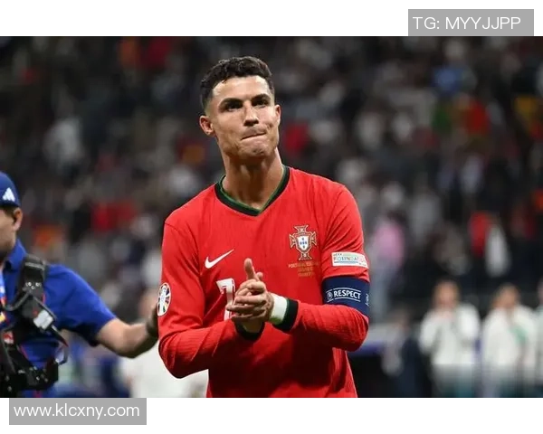 以零号球衣为标志的足球明星盘点及其辉煌职业生涯分析 以零号球衣为标志的足球明星盘点及其辉煌职业生涯分析